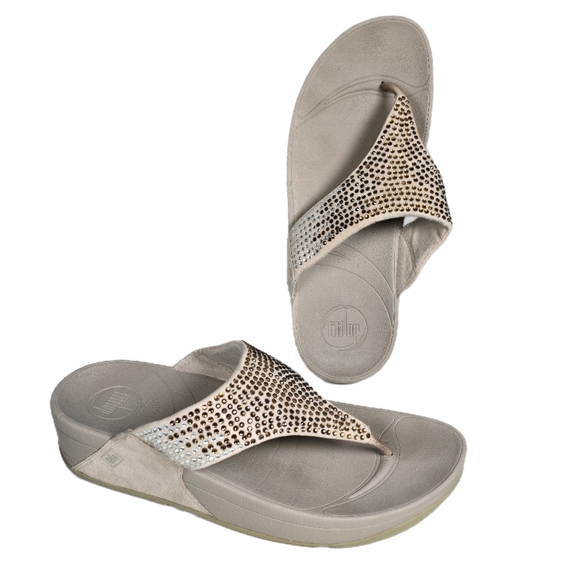 FitFlop Flare Women's Size 7 Pebble Tan Rhinestone Thong Wedge Sandals 302-094 - Picture 1 of 11